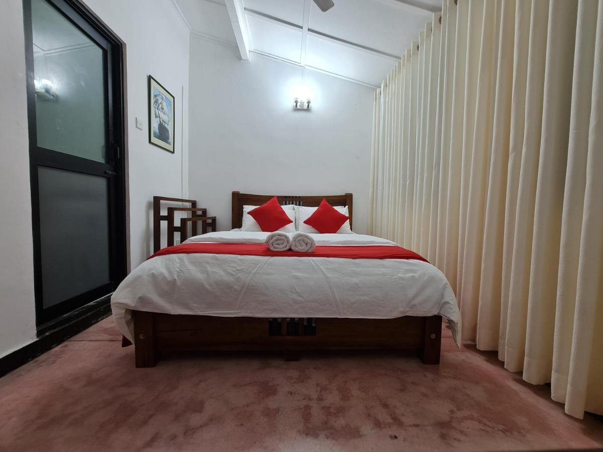 Hello Kandy Homestay Exteriör bild