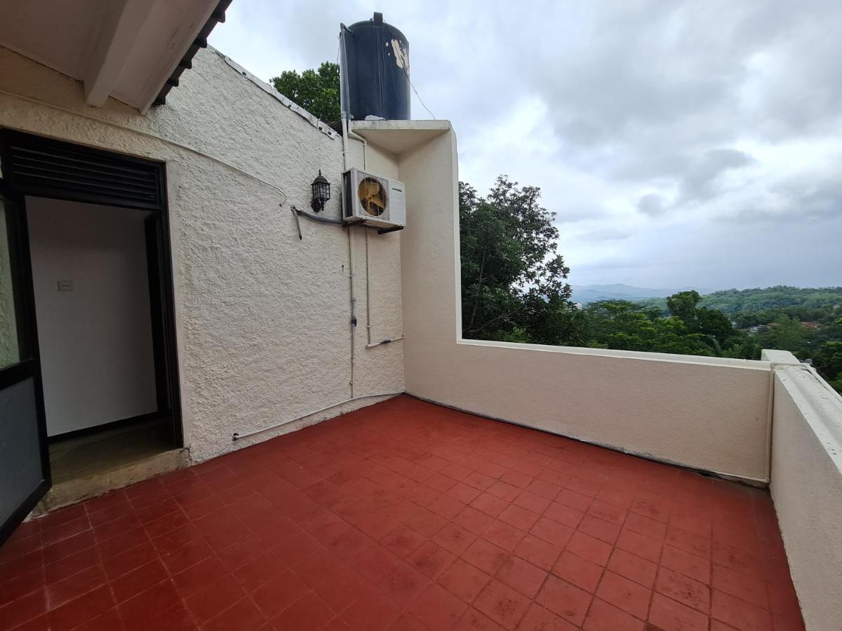 Hello Kandy Homestay Exteriör bild