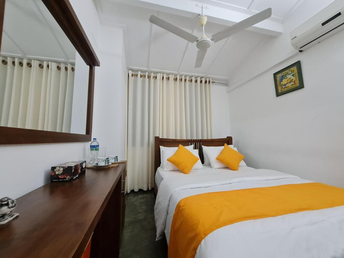 Hello Kandy Homestay Exteriör bild
