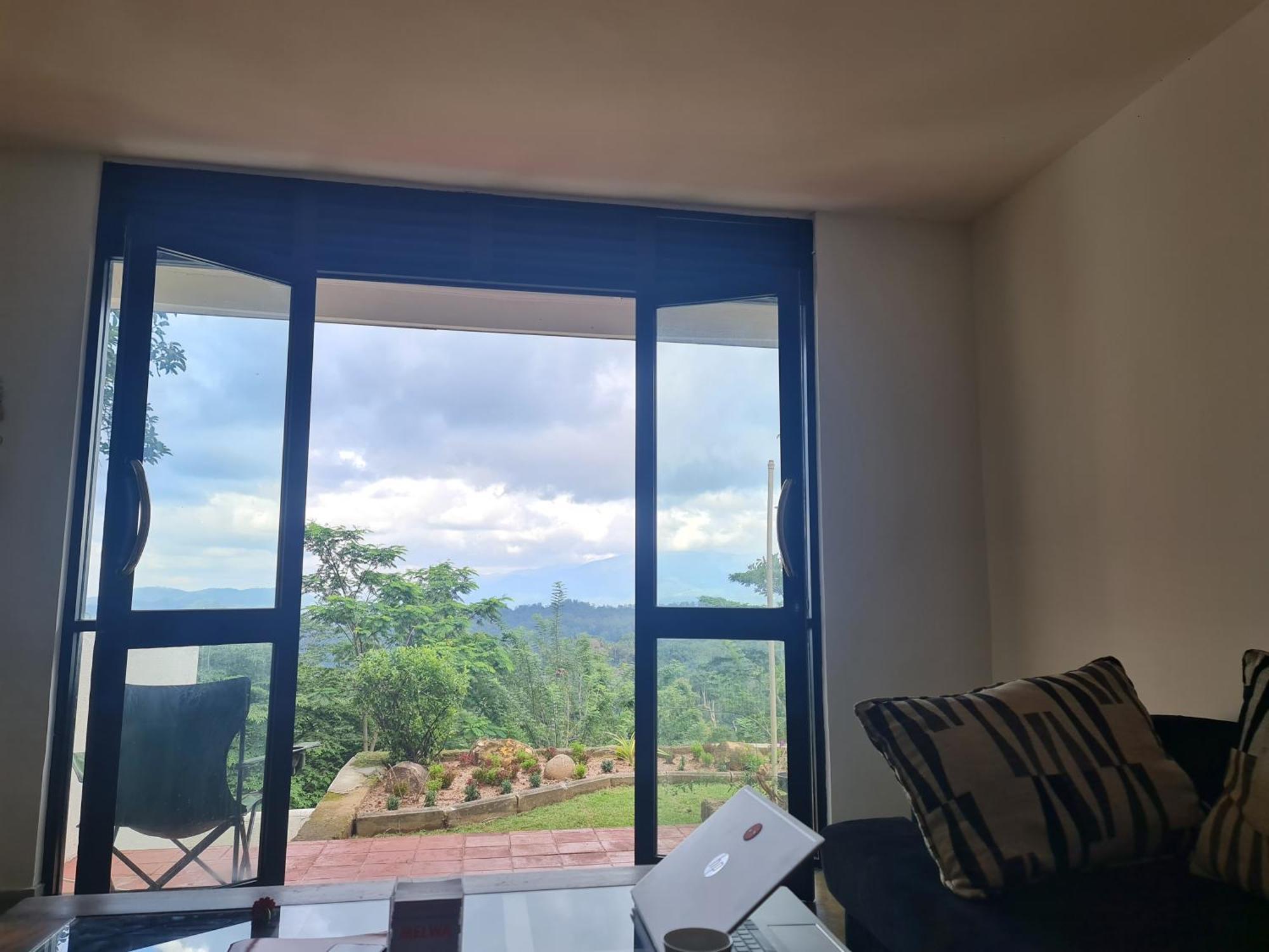 Hello Kandy Homestay Exteriör bild