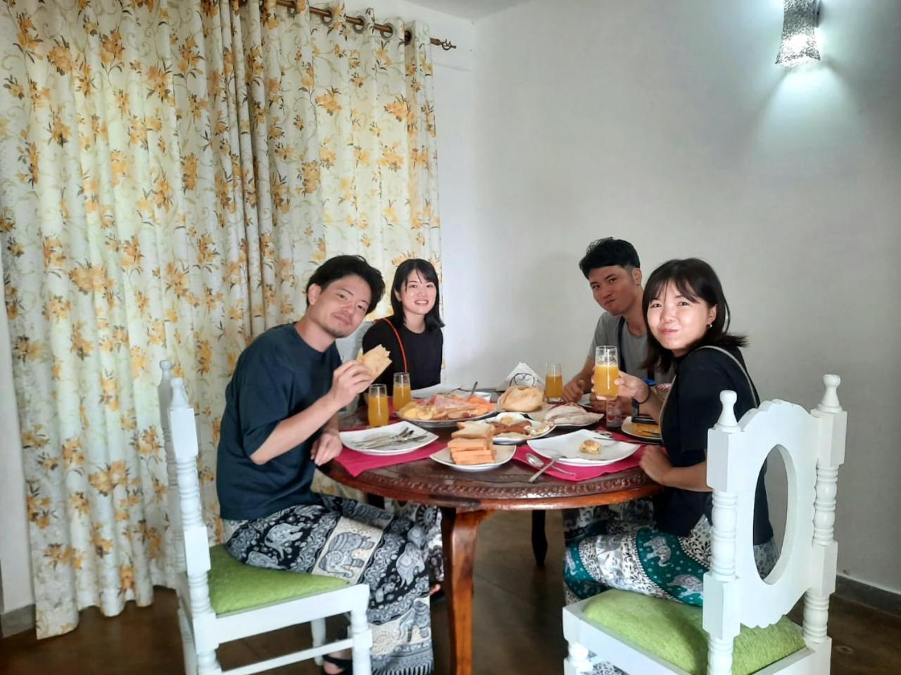 Hello Kandy Homestay Exteriör bild